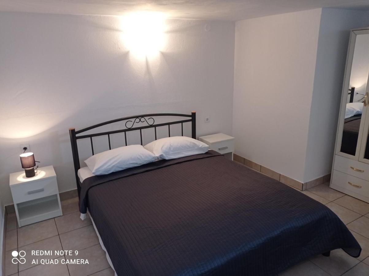 Studio Apartman Premantura Exteriér fotografie