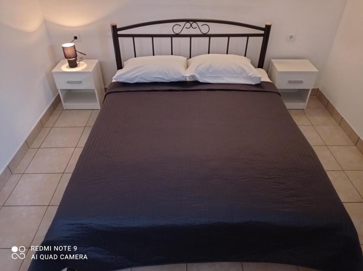 Studio Apartman Premantura Exteriér fotografie